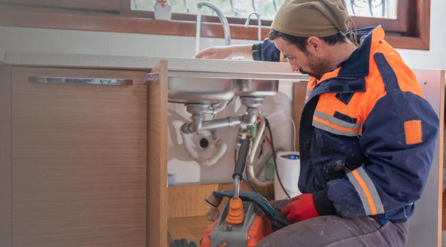 Expert burst pipe repair services in Delhi, IA
